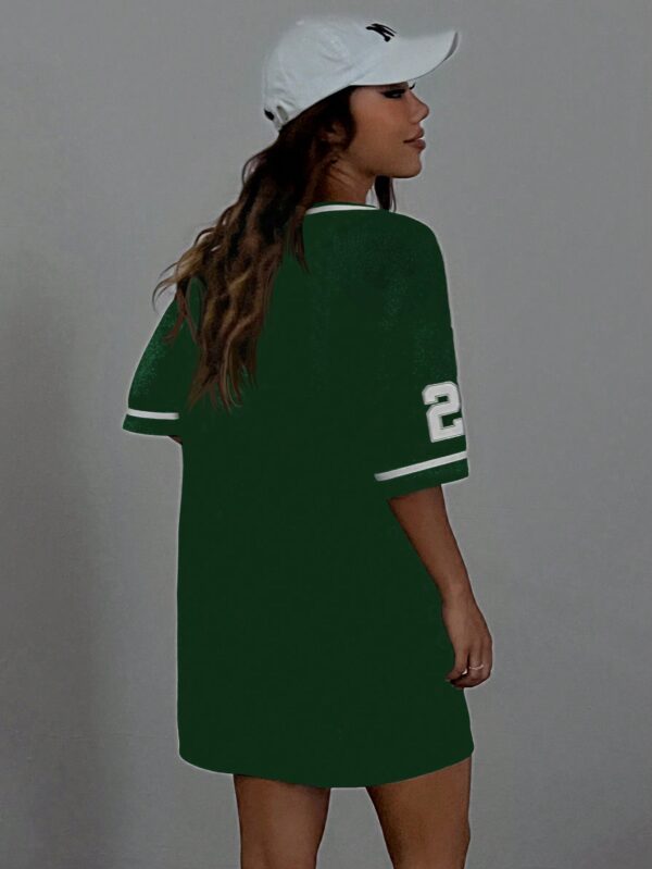 Vestido Casual de Verano con Escote en V y Estampado de Letras y Números - Image 8