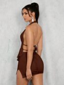 Conjunto de Blusa Halter con Falda Plisada y Abertura