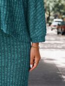 Set Casual de Top con Manga Murciélago y Falda Tejidos