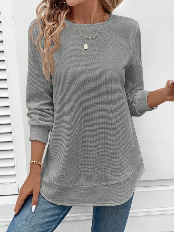 Sudadera Cómoda Casual con Textura Waffle y Dobladillo Asimétrico - Image 59