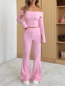 Set de Top Corto y Pantalones Acampanados con Hombros Descubiertos