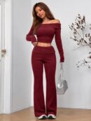 Set de Top Corto y Pantalones Acampanados con Hombros Descubiertos