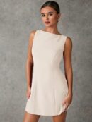 Vestido Elegante Sin Mangas con Espalda Descubierta y Corte A