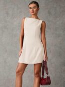 Vestido Elegante Sin Mangas con Espalda Descubierta y Corte A