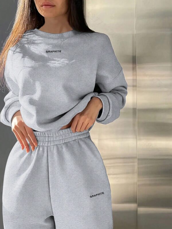 Conjunto Casual de Buzo y Pantalón con Estampado de Letras (2 Piezas) - Image 29