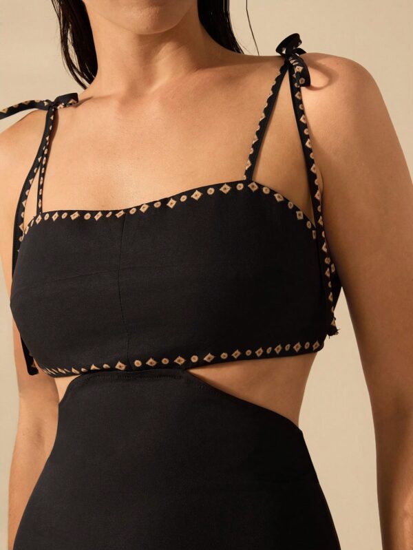 Vestido Veraniego de Espalda Descubierta con Estampado Tropical - Image 5