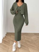 Conjunto Otoñal de Chaqueta y Vestido Midi Ajustado de Punto