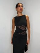 Vestido Largo Elegante con Detalles de Encaje y Abertura