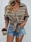 Camisa Larga con Hombros Caídos y Botones Frontales