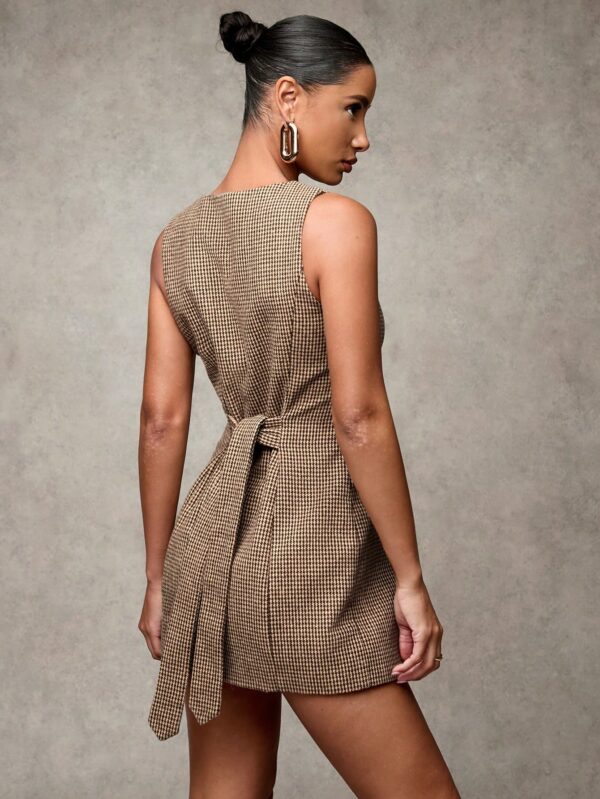 Vestido Corto Casual de Lana a Cuadros con Botones Frontales - Image 8
