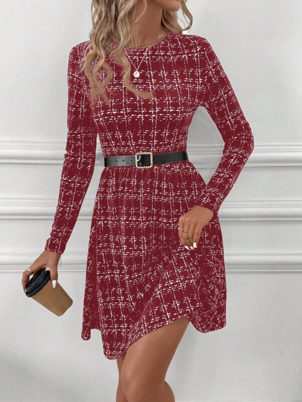 Vestido Corto a Cuadros con Manga Larga y Cuello Redondo - Image 27