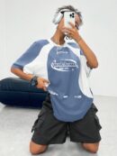 Remera Oversize Deportiva con Estampado de Bloques de Colores