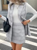 Conjunto Elegante de Chaleco y Falda Tweed a Cuadros