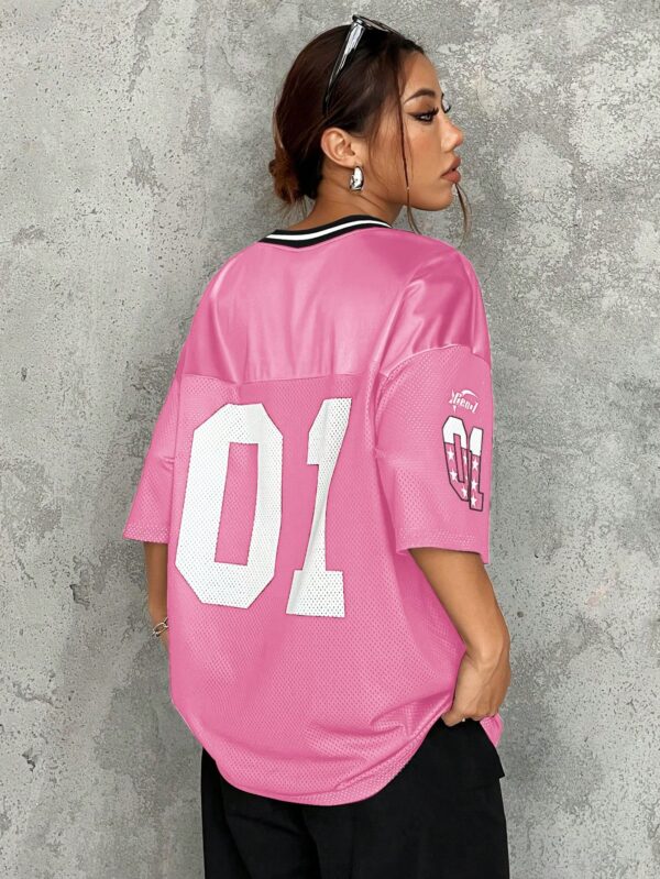 Camiseta Deportiva de Malla con Estampado de Números y Letras - Image 65