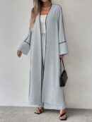 Conjunto de Abrigo Largo y Pantalones Anchos con Contraste