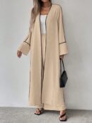 Conjunto de Abrigo Largo y Pantalones Anchos con Contraste