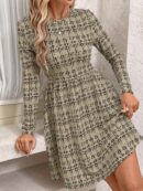 Vestido Corto a Cuadros con Manga Larga y Cuello Redondo