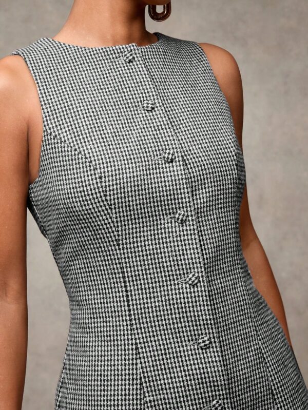 Vestido Corto Casual de Lana a Cuadros con Botones Frontales - Image 6