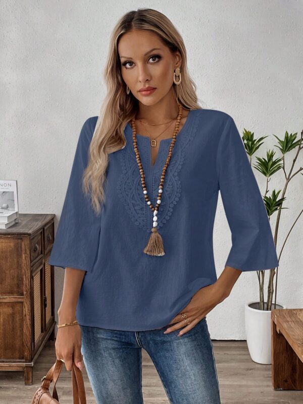 Blusa Casual de Manga Tres Cuartos en Color Sólido con Cuello V - Image 33