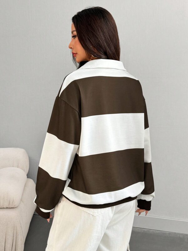 Pullover Collar Polo con Hombros Caídos y Gráfica de Letras - Image 33