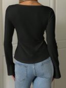 Top Casual de Manga Larga con Cuello de Estrás y Color Sólido