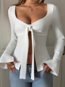 Top Casual de Manga Larga con Cuello de Estrás y Color Sólido