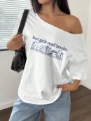 Remera Asimétrica Oversize con Detalles de Encaje y Lazo