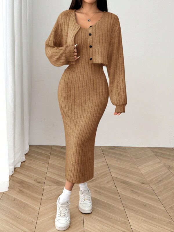 Conjunto Otoñal de Chaqueta y Vestido Midi Ajustado de Punto - Image 27