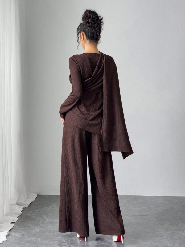 Conjunto Casual Modesto de Blusa y Pantalón - Image 13
