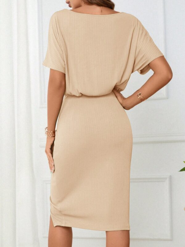 Vestido Casual con Cinturón y Falda Dividida de Manga Murciélago - Image 14