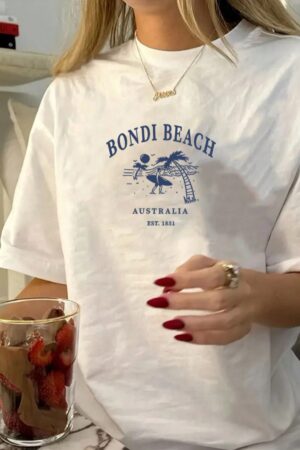 Remera Casual de Manga Corta con Estampa de Playa Bondi