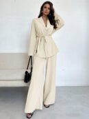 Set Elegante y Casual de Shacket y Pantalón con Cinturón