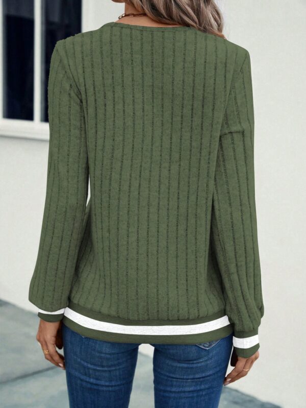 Sudadera Casual de Cuello V con Textura Acanalada y Manga Larga - Image 2