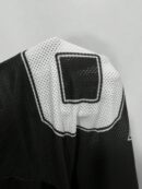 Camiseta Deportiva de Malla con Estampado Numérico y Manga Corta