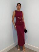 Vestido Largo Elegante con Detalles de Encaje y Abertura
