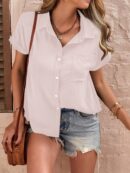 Camisa Negra de Manga Murciélago con Bolsillo y Botones