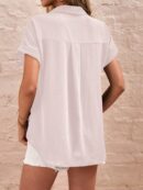 Camisa Negra de Manga Murciélago con Bolsillo y Botones