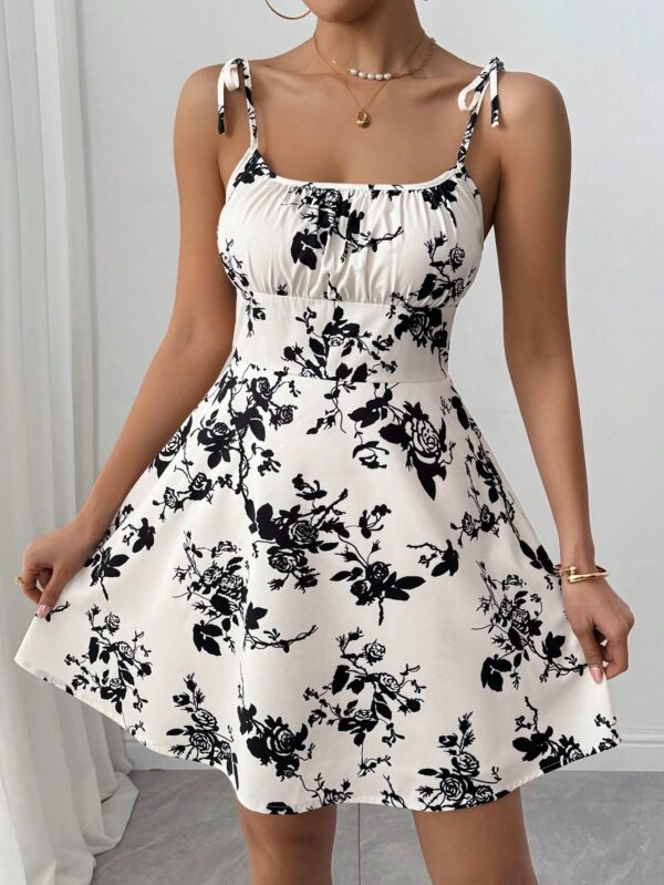 Vestido Corto Boho con Tirantes y Estampado Floral - Image 13
