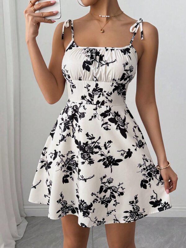Vestido Corto Boho con Tirantes y Estampado Floral - Image 18
