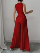 Mono Elegante de Doble Botonadura con Pliegues y Cinturón