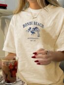 Remera Casual de Manga Corta con Estampa de Playa Bondi