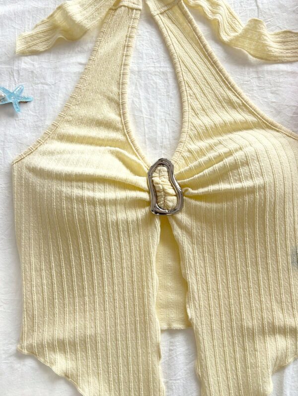 Camisola Negro Elegante con Hebilla Metálica y Dobladillo Asimétrico - Image 70