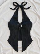 Camisola Negro Elegante con Hebilla Metálica y Dobladillo Asimétrico