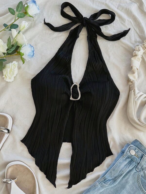 Camisola Negro Elegante con Hebilla Metálica y Dobladillo Asimétrico - Image 6