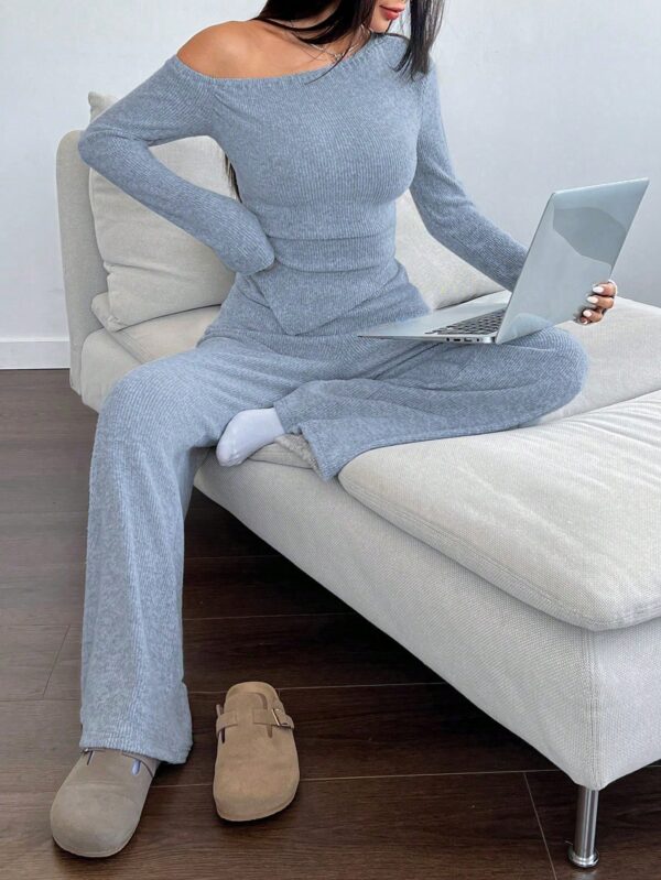 Conjunto Casual de Invierno Asimétrico 2 Piezas: Camiseta y Pantalón Ancho - Image 46