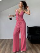 Set de Camisola Plisada y Pantalón Ancho de Textura Suave y Elegante