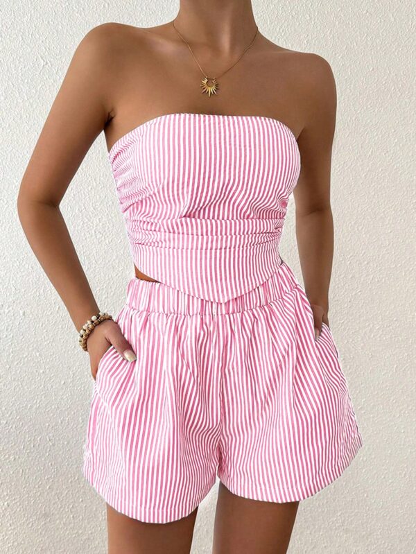 Set Casual 2 piezas: Top Bandeau a Rayas y Shorts con Bolsillo