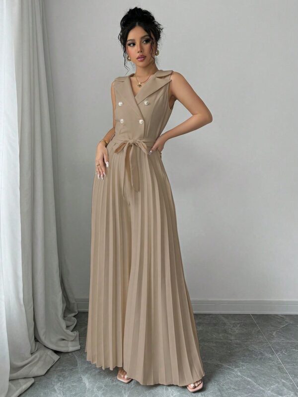 Mono Elegante de Doble Botonadura con Pliegues y Cinturón - Image 3