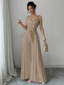 Mono Elegante de Doble Botonadura con Pliegues y Cinturón