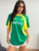 Remera Oversize Deportiva con Estampado de Bloques de Colores